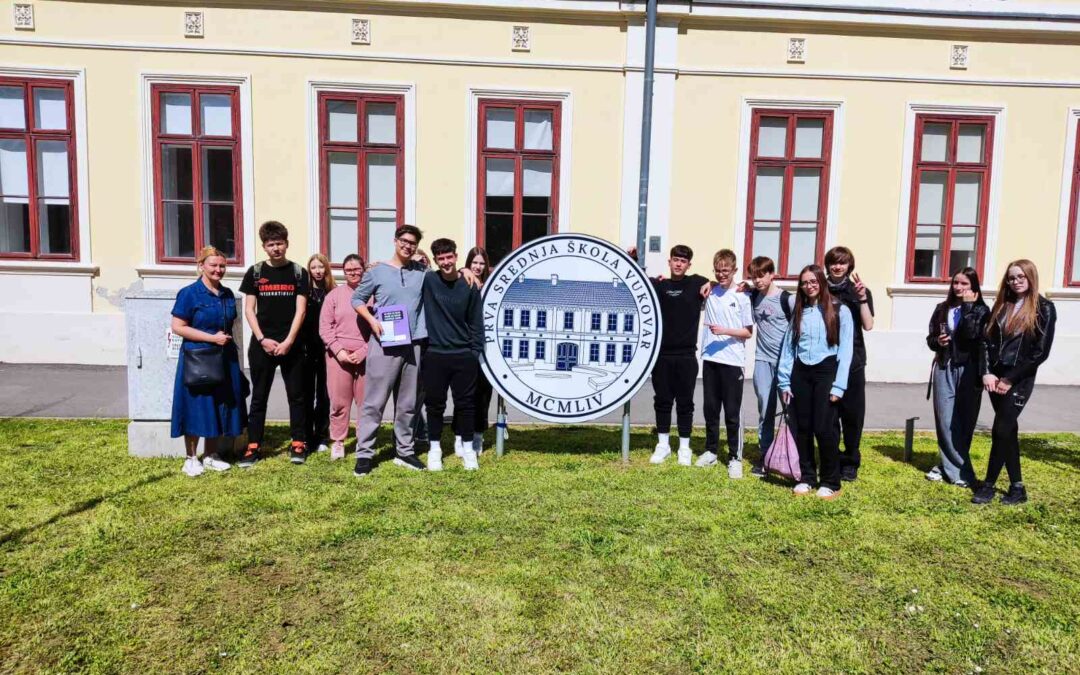 Posjet učenika 8. razreda Prvoj srednjoj školi Vukovar